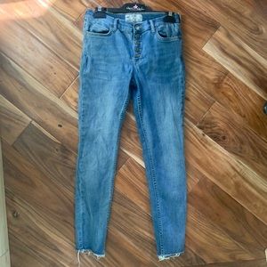 SOLD! Free People High Waisted Skinny Jeans W28